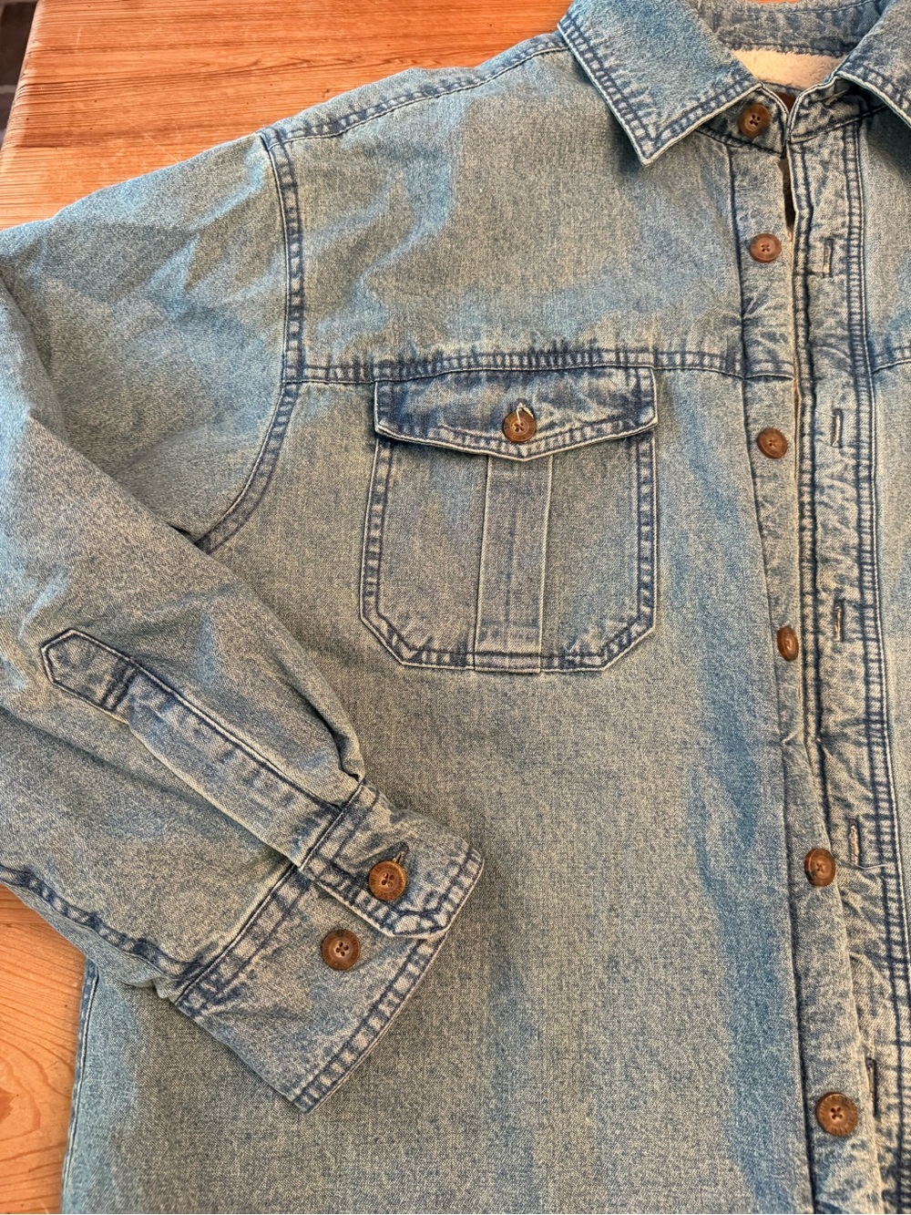 Men's Vintage Levi Straus Blue Denim Button-Up Shirt Jacket - Picture 3 of 5